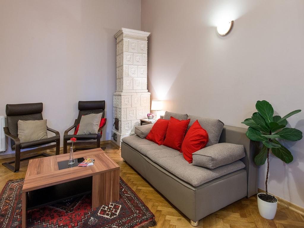 5 Bedroom Family Apartment كراكوفيا الغرفة الصورة