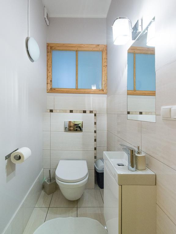 5 Bedroom Family Apartment كراكوفيا الغرفة الصورة